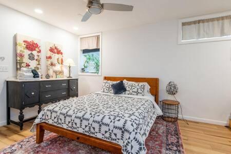 Cozy Private Apt Near Downtown Burlington Exterior foto